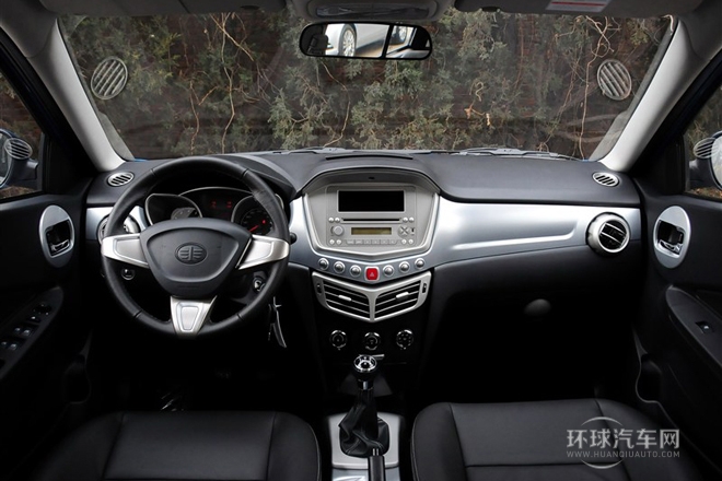 2012款 三廂 1.5L 手動(dòng)豪華型