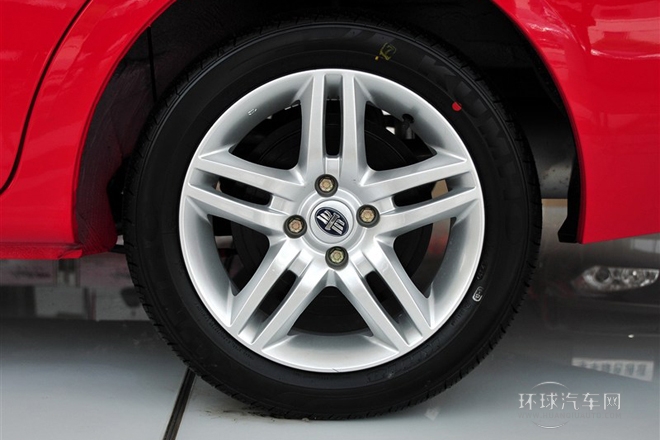 2012款 三廂 1.5L 自動舒適型