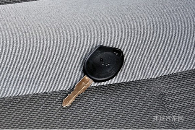 2010款 1.1L新版實用型長車身