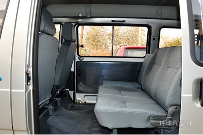 2010款 1.1L新版實用型長車身