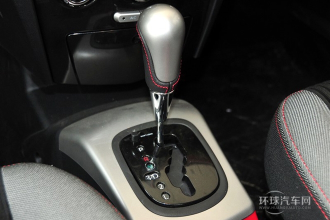 2012款 三廂 1.5L 自動舒適型