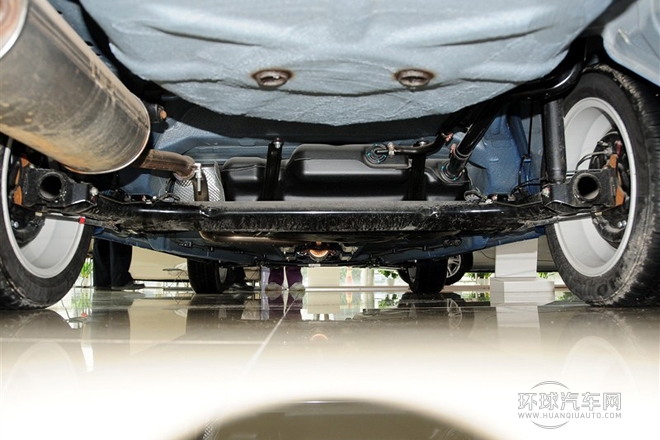 2012款 三廂 1.5L 手動舒適型