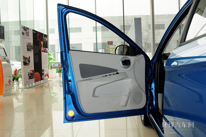 2012款 三廂 1.5L 手動舒適型