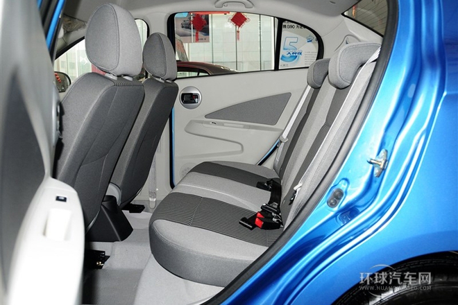 2012款 三廂 1.5L 手動舒適型