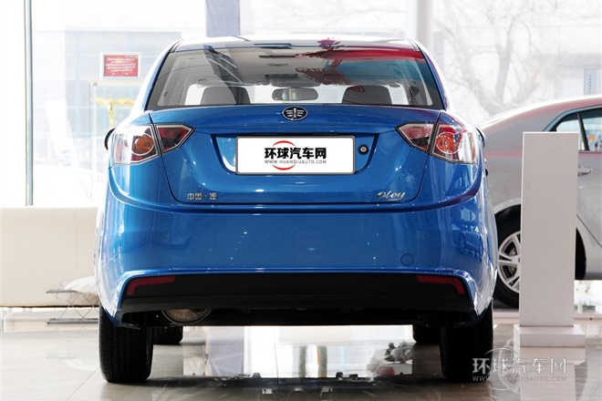 2012款 三廂 1.5L 手動舒適型