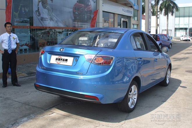 2012款 三廂 1.5L 手動基本型