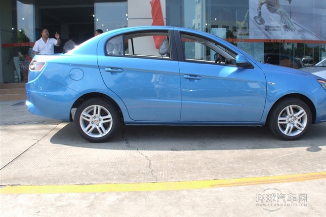 2012款 三廂 1.5L 手動基本型