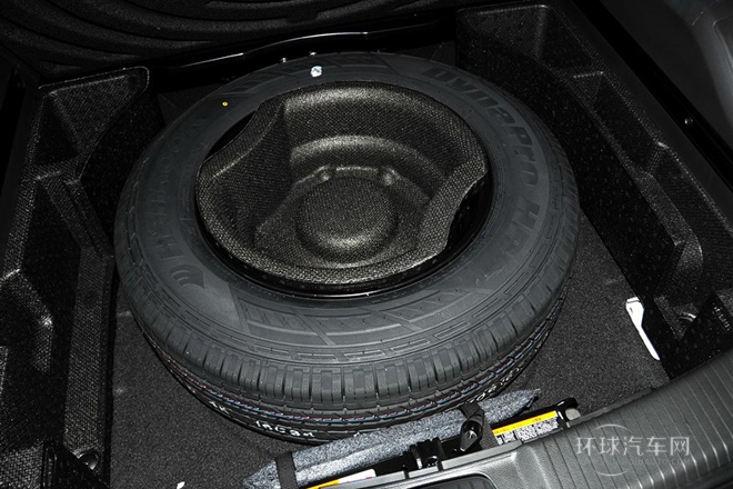 2013款 2.4L 四驅豪華版