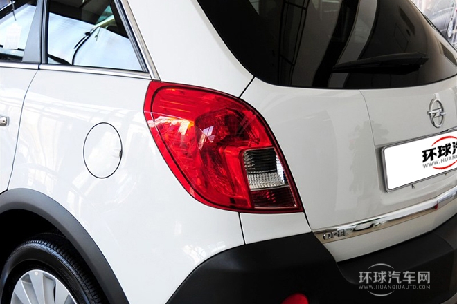 2013款 2.4L 四驅豪華版