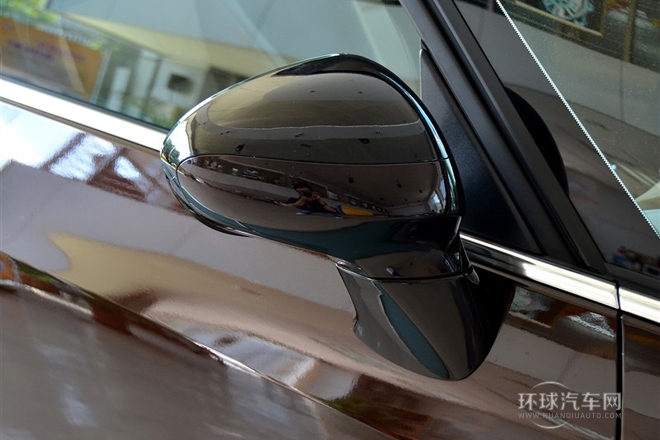 2013款 1.4T 七座豪華型