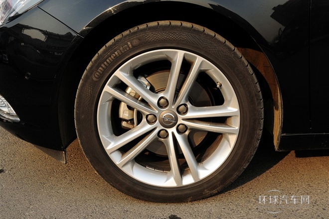 2013款 2.0T 兩驅(qū)豪華型