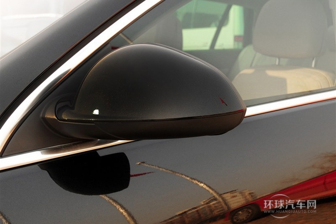 2013款 2.0T 兩驅(qū)豪華型