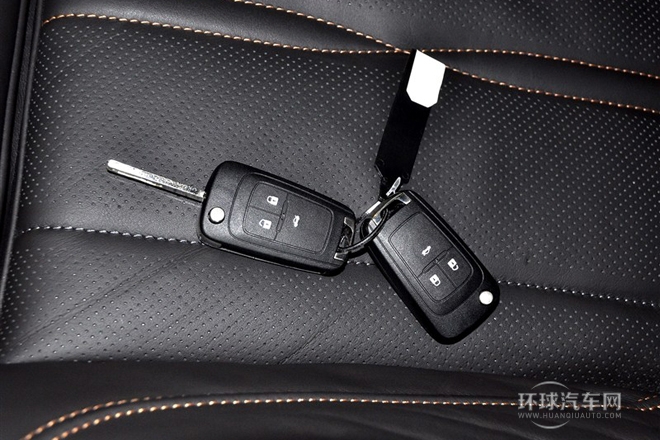 2013款 2.0T 四驅運動型