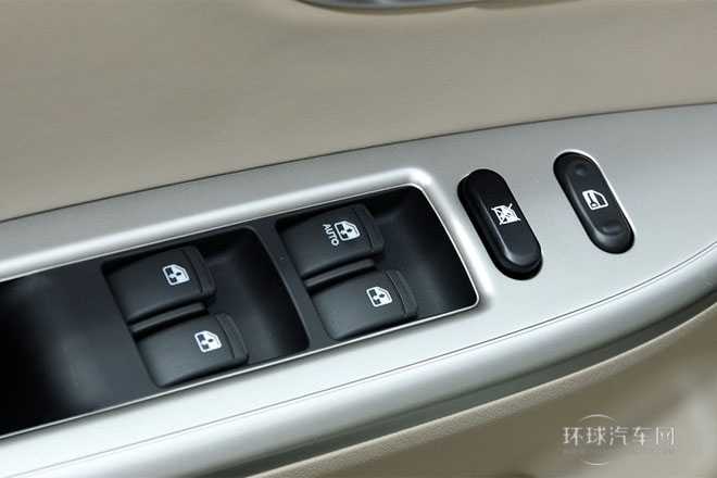 2013款 1.5L 手動 經典型