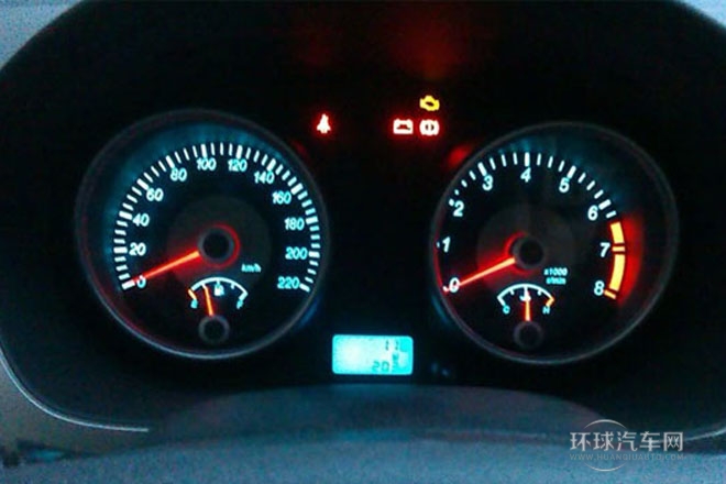 2013款 1.5L 手動 經(jīng)典型