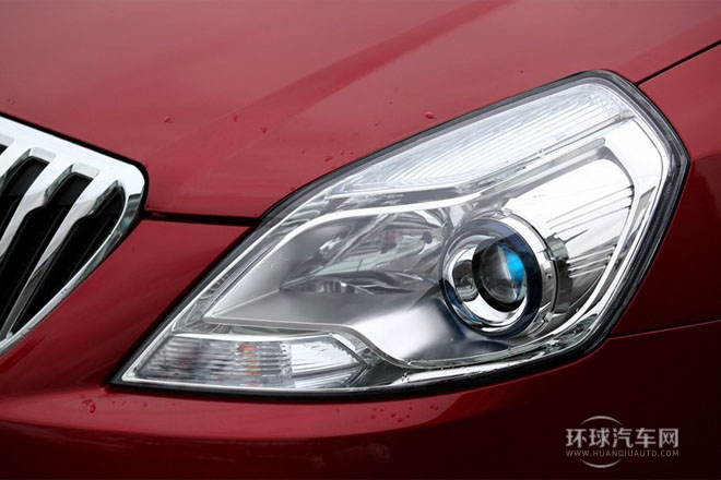 2013款 1.5L 自動 尊享型