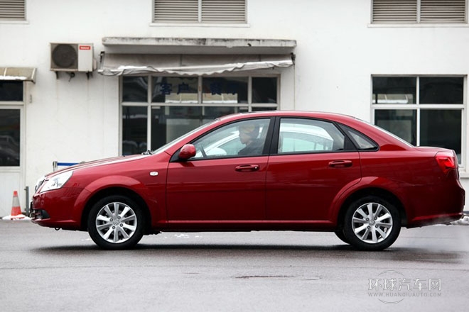 2013款 1.5L 自動(dòng) 尊享型