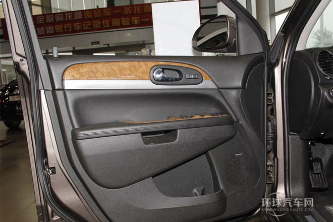 2013款3.6L 兩驅雅致版