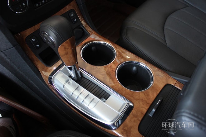 2013款3.6L 兩驅雅致版