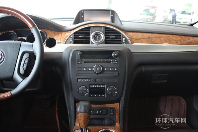 2013款3.6L 兩驅雅致版