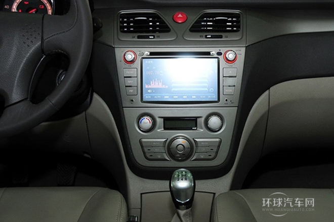 2012款 1.5L 手動(dòng)豪華型