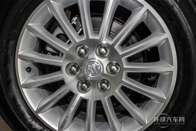 2013款3.6L 四驅旗艦版