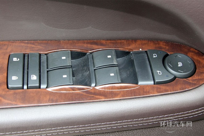 2014款3.6L 兩驅精英舒適型