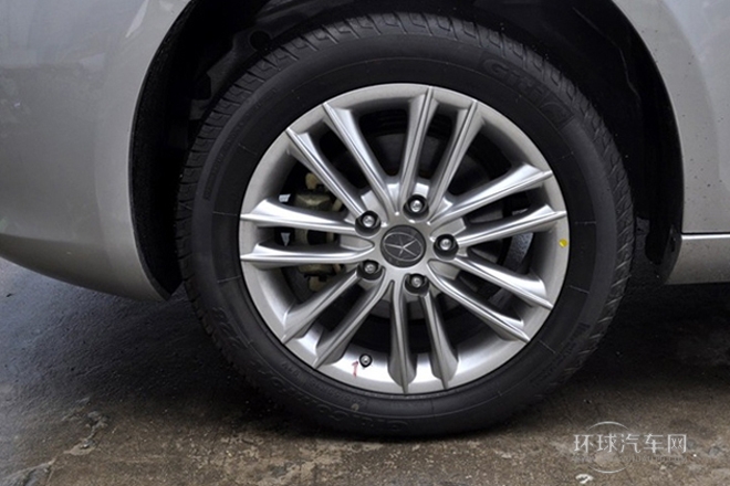 2012款 1.5L 手動豪華運動型