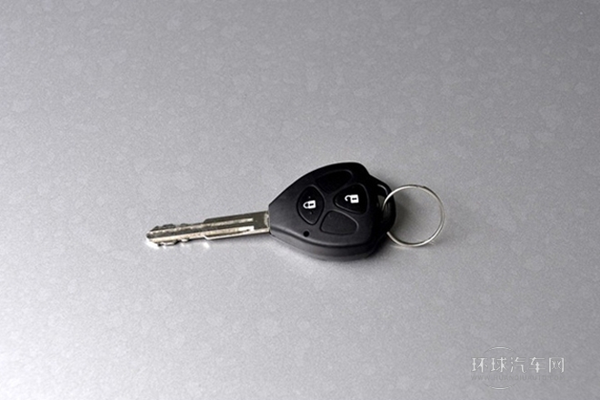 2012款 1.5L 手動(dòng)豪華運(yùn)動(dòng)型