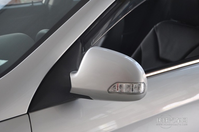 2012款 1.5L 手動(dòng)商務(wù)豪華型