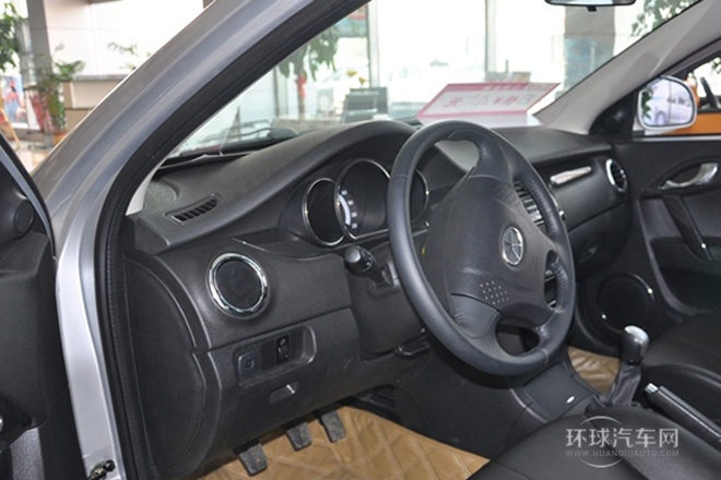 2012款 1.5L 手動商務豪華型