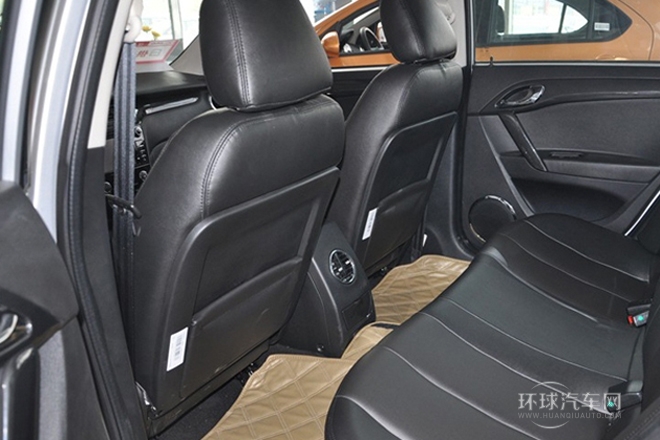 2012款 1.5L 手動商務豪華型