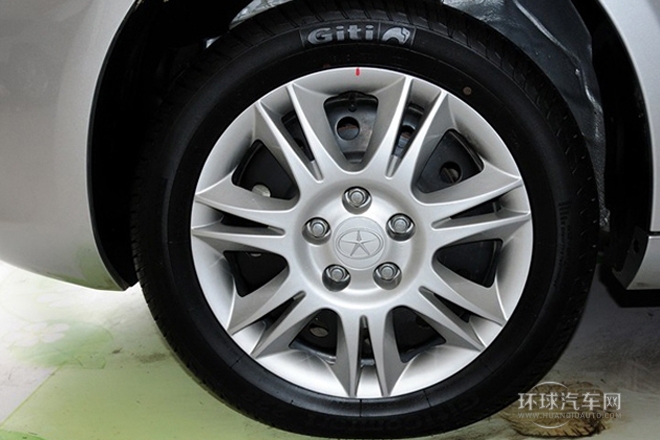 2012款 1.5L 手動舒適型