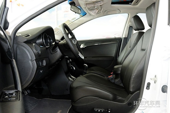 2012款 1.5L 手動尊貴運動型