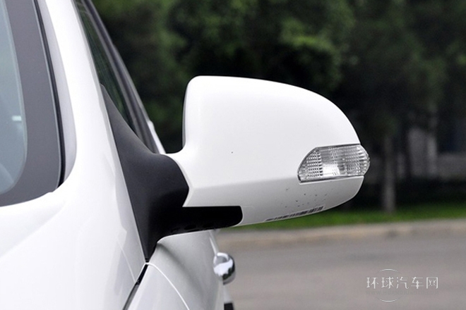 2012款 1.5L 手動尊逸運動型