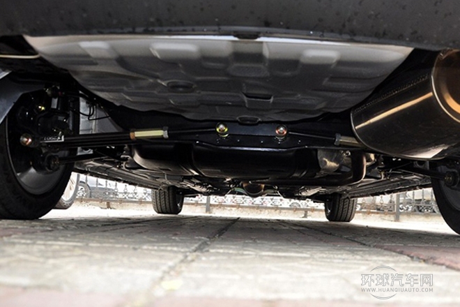 2012款 1.5L 手動尊逸運(yùn)動型