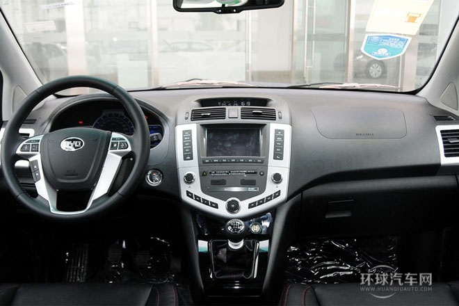 2014款 1.5TI 手動(dòng)尊貴型