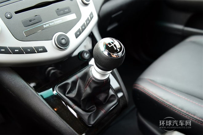 2014款 1.5TI 手動(dòng)旗艦型