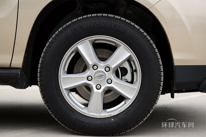 2014款 1.5TI 手動(dòng)旗艦型