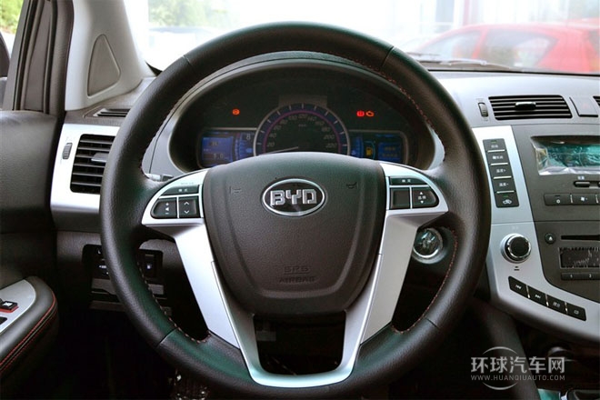 2014款 2.0L 手動豪華型