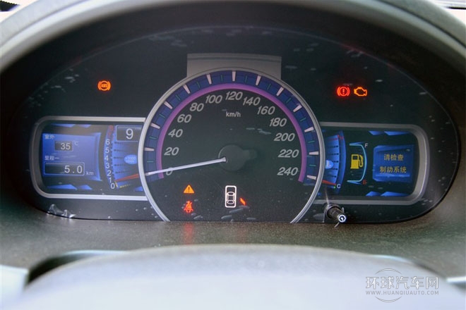 2014款 2.0L 手動豪華型