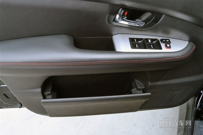 2014款 2.0L 手動豪華型