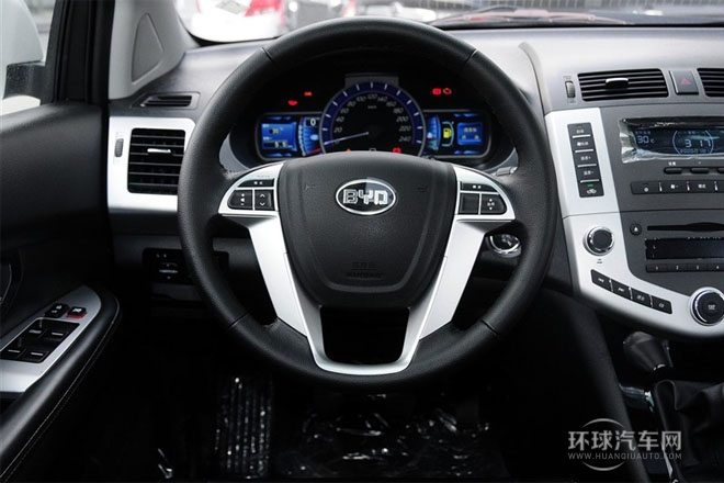 2014款 2.0L 手動精英型