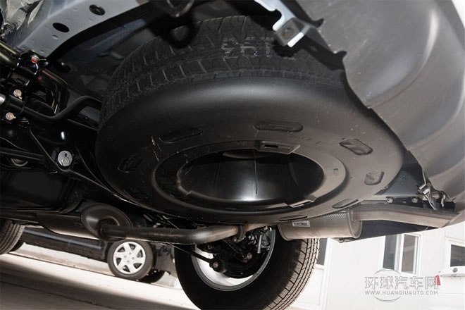 2014款 2.0L 手動尊貴型