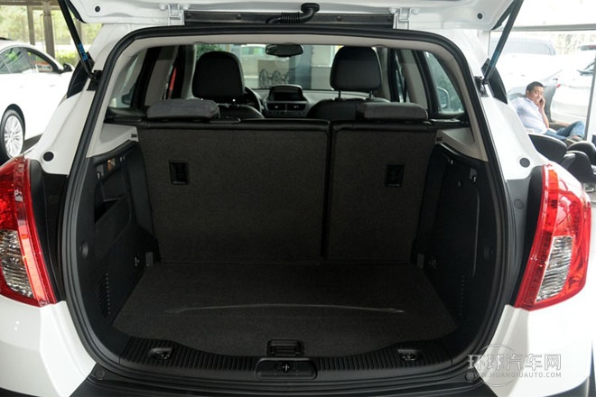 2014款 1.4T 手動(dòng)兩驅(qū) 都市運(yùn)動(dòng)型