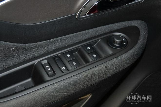 2014款 1.4T 自動(dòng)兩驅(qū) 都市精英型