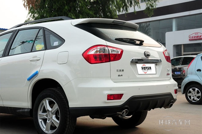 2014款 2.4L 自動(dòng)尊貴型