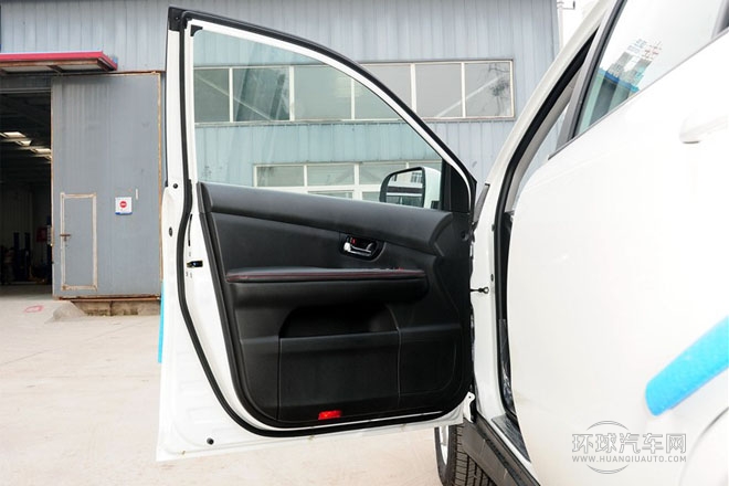 2014款 2.4L 自動尊貴型