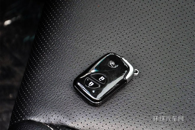 2014款 2.4L 自動尊貴型