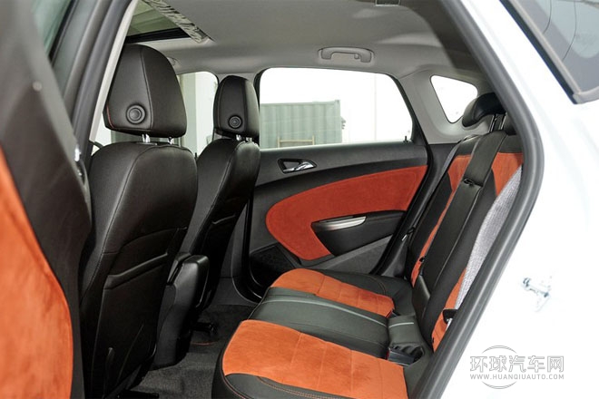 2014款 1.6L 自動 時尚運動型